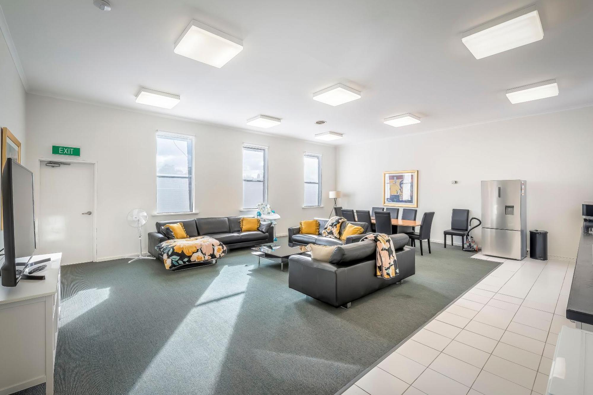 4 Bedroom House - Hobart Cbd - Free Parking - Free Wifi Экстерьер фото