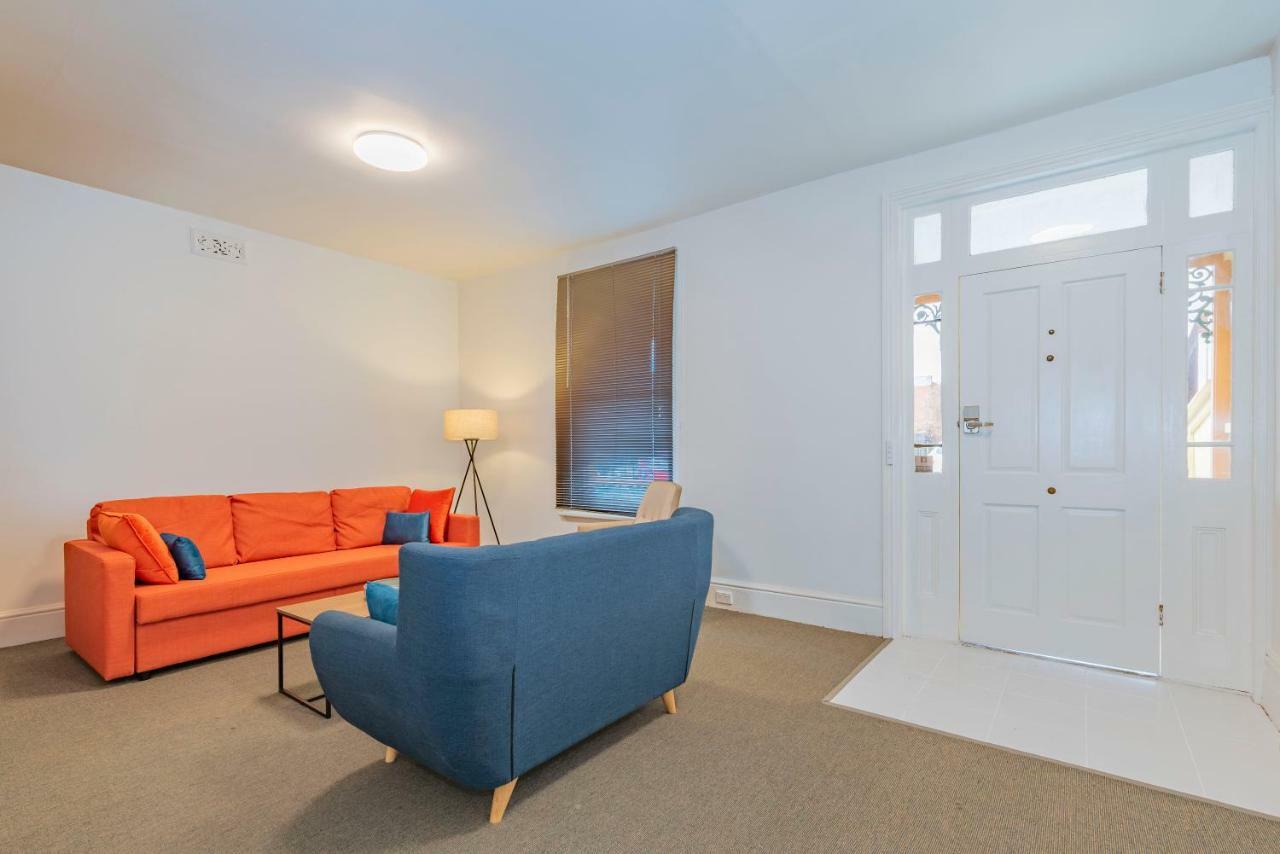 4 Bedroom House - Hobart Cbd - Free Parking - Free Wifi Экстерьер фото